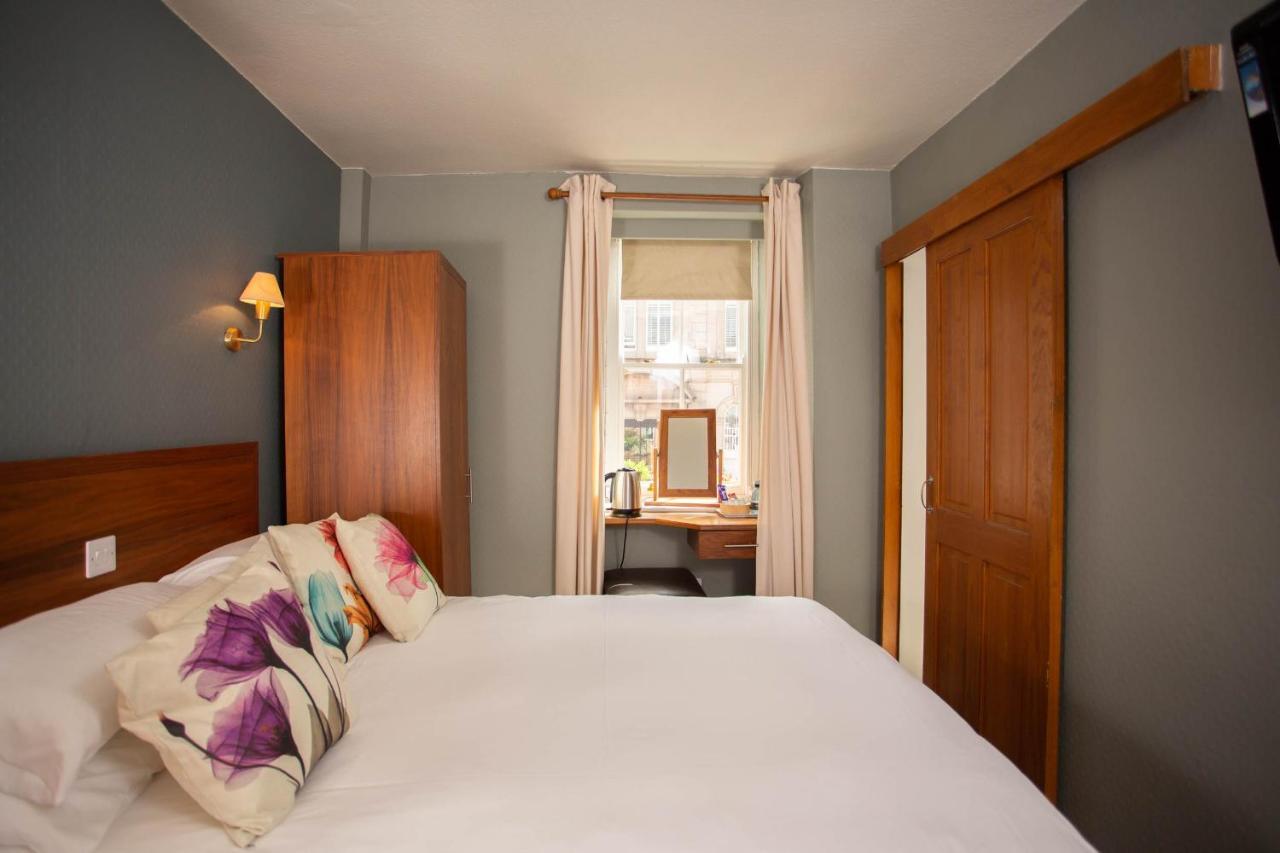 Queens Head Hotel Berwick Upon Tweed Esterno foto